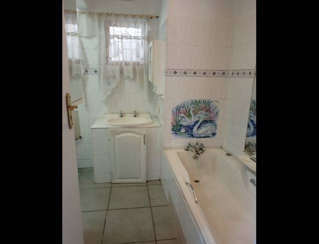 5 BEDROOM HOUSE FOR SALE IN HILLARY